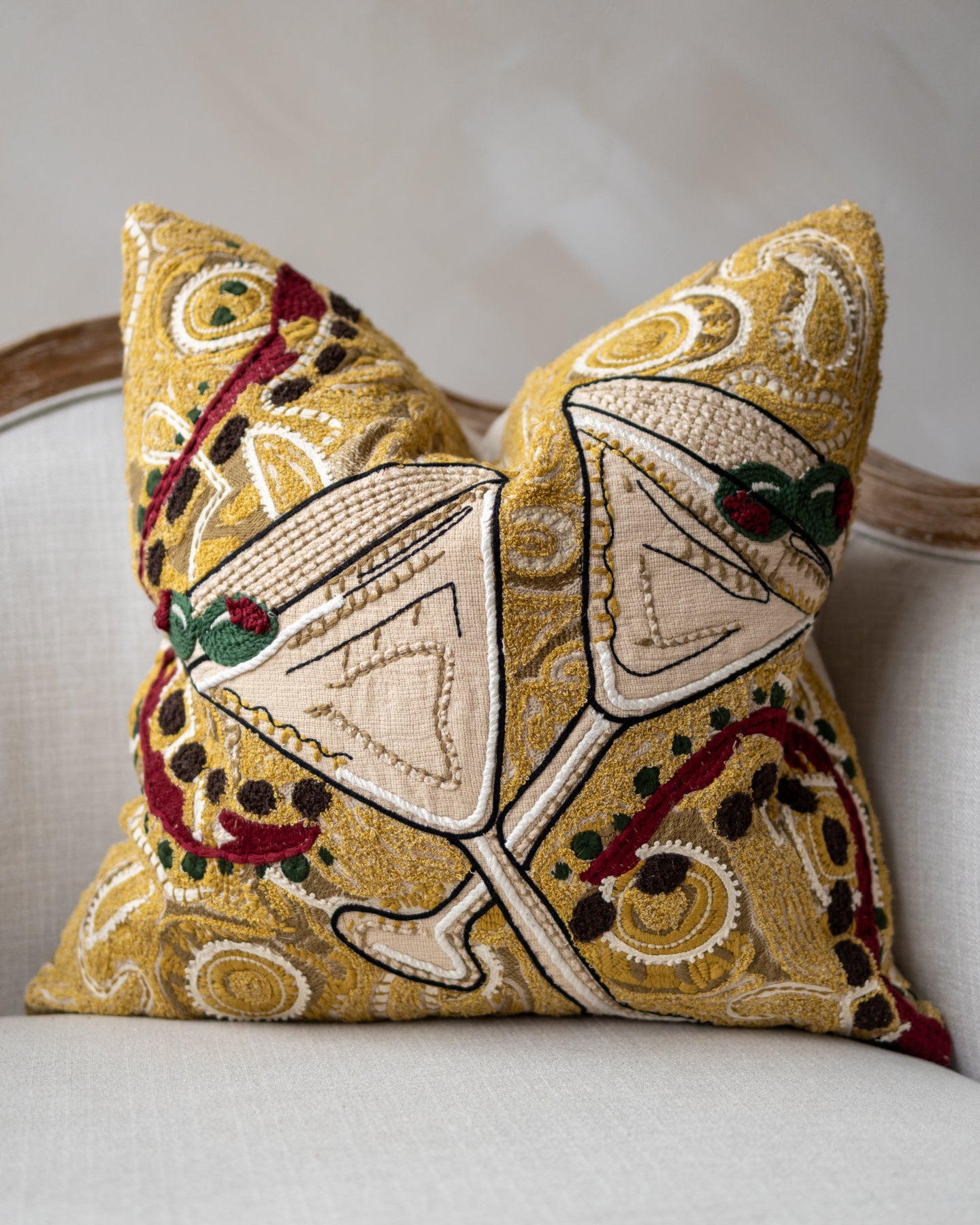 Garnish Organic Cotton Olive Martini Throw Pillow – YaYa & Co.