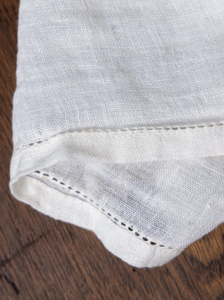 Juliette Organic Linen Round Tablecloth - YaYa & Co.