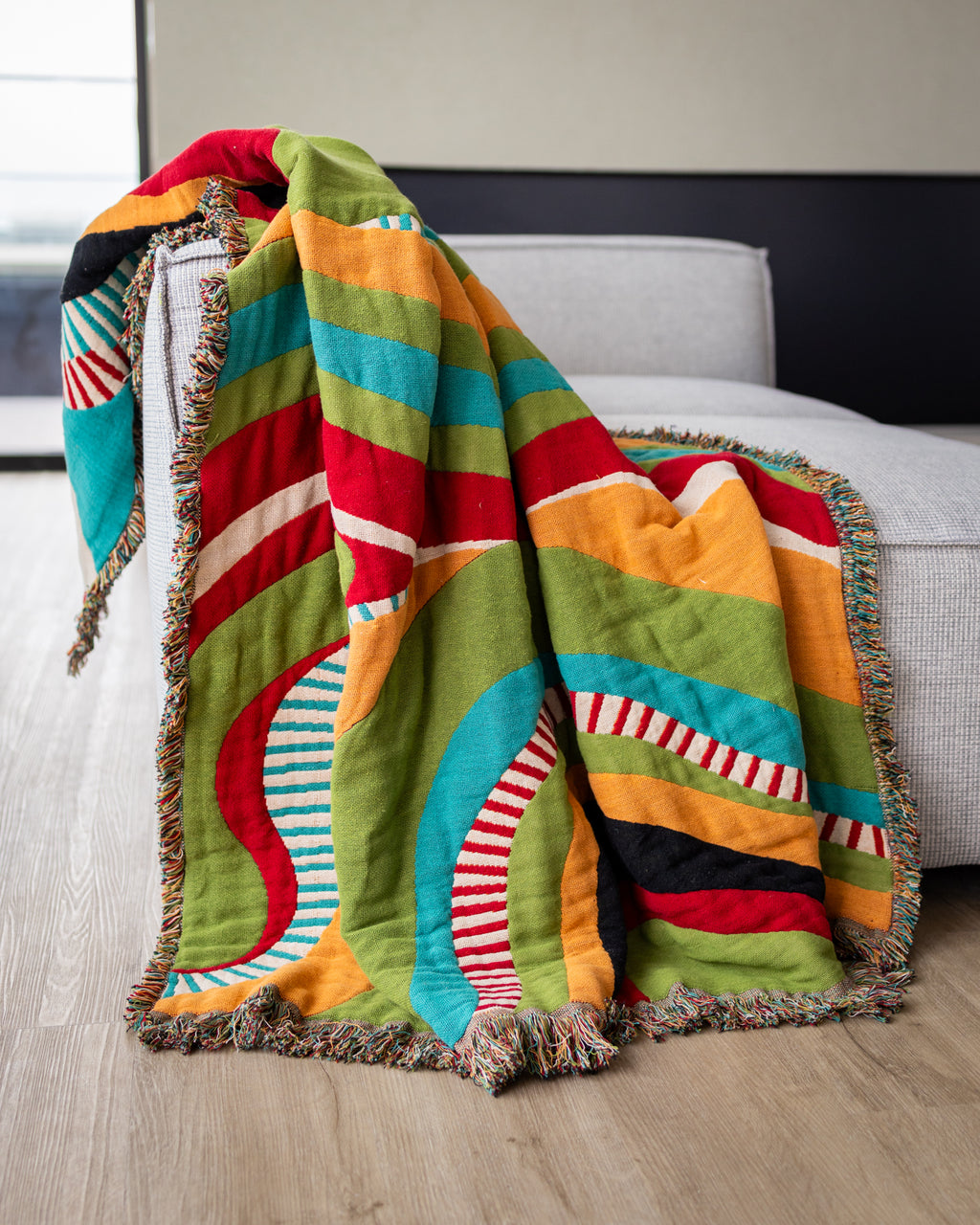 Echo Abstract Organic Cotton Tapestry Throw Blanket – YaYa & Co.