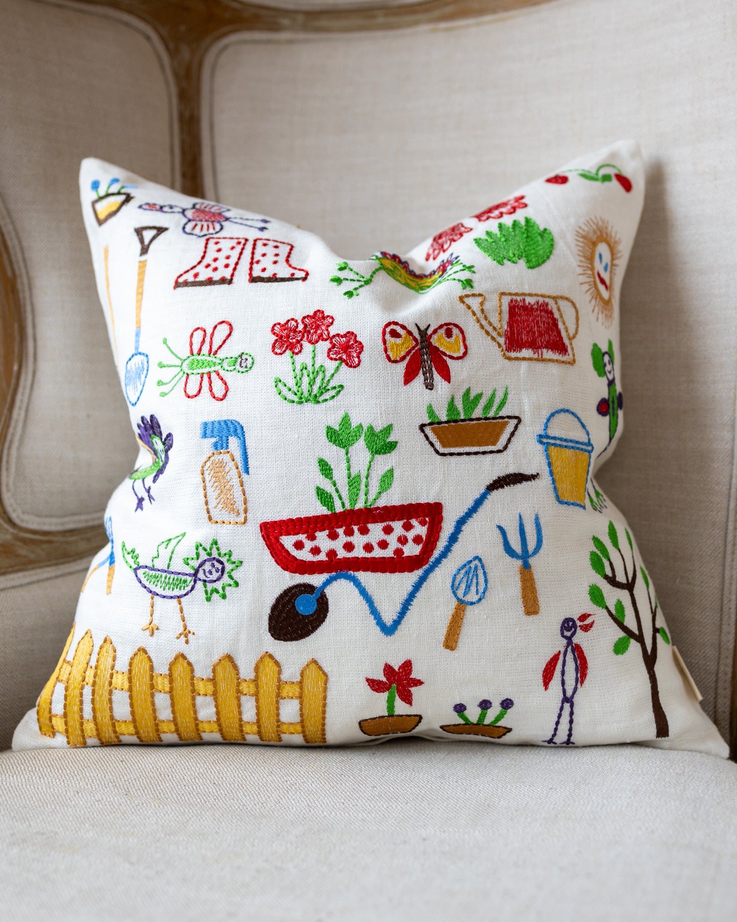 Dottie Organic Linen Throw Pillow - Thumbnail 2