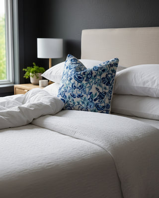 Feng Organic Cotton Chinoiserie Throw Pillow