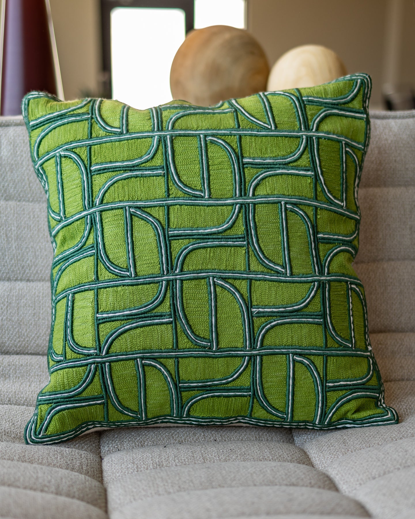 Daphne Organic Cotton Throw Pillow – YaYa & Co.