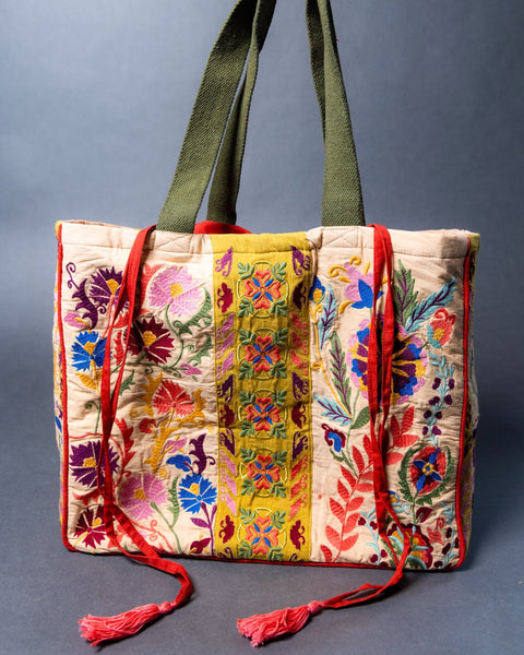 Abbey Floral Embroidered Carry-All Tote Bag – YaYa & Co