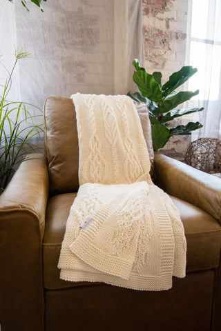 Lennox Organic Cotton Cable Knit Throw - YaYa & Co.