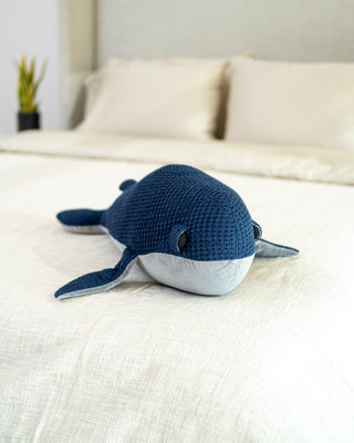 Organic Cotton Whale Pillow - YaYa & Co.