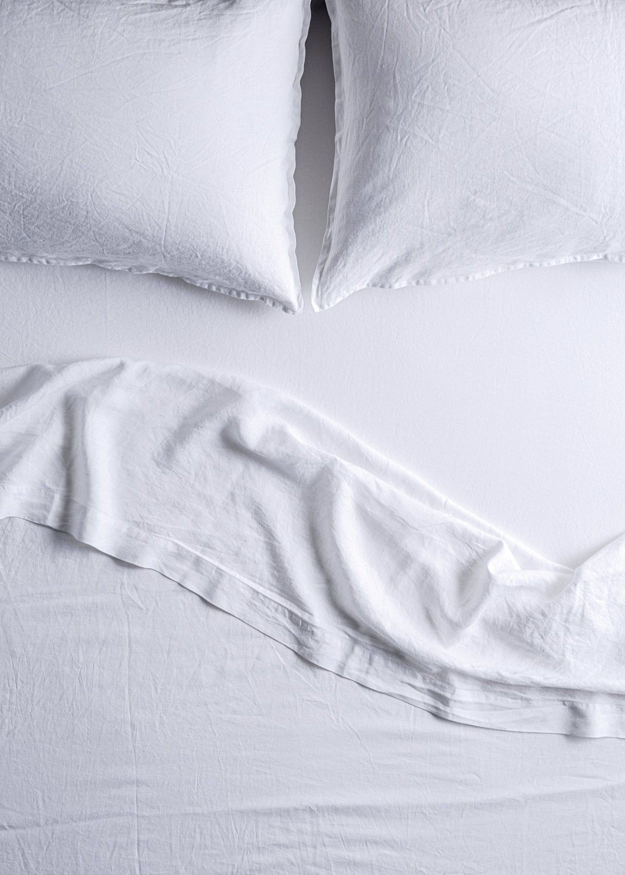 Sofia Organic Belgian Flax Linen Bedding Set with Ties - YaYa & Co.