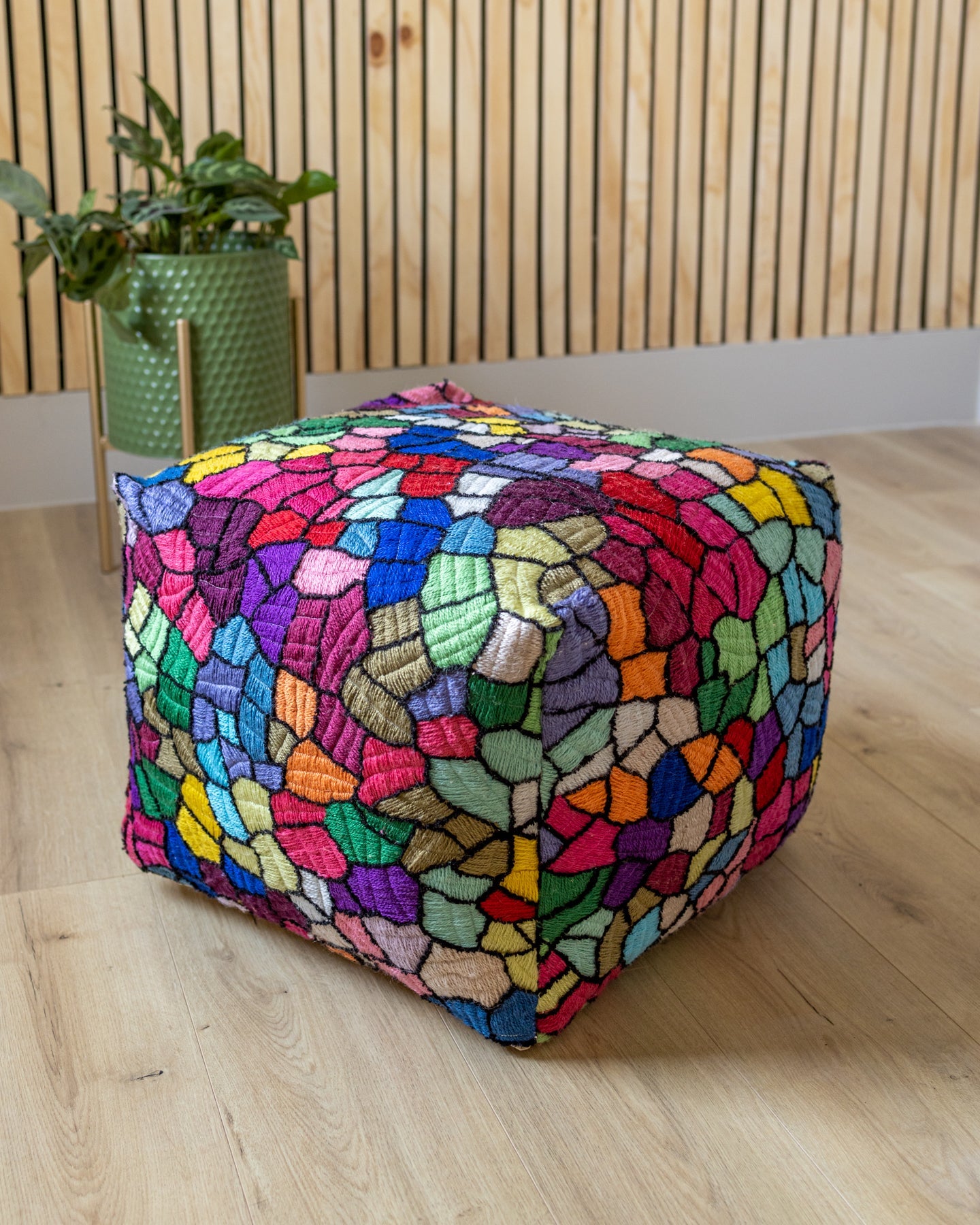 Vitral Organic Cotton Abstract Pouf – YaYa & Co.